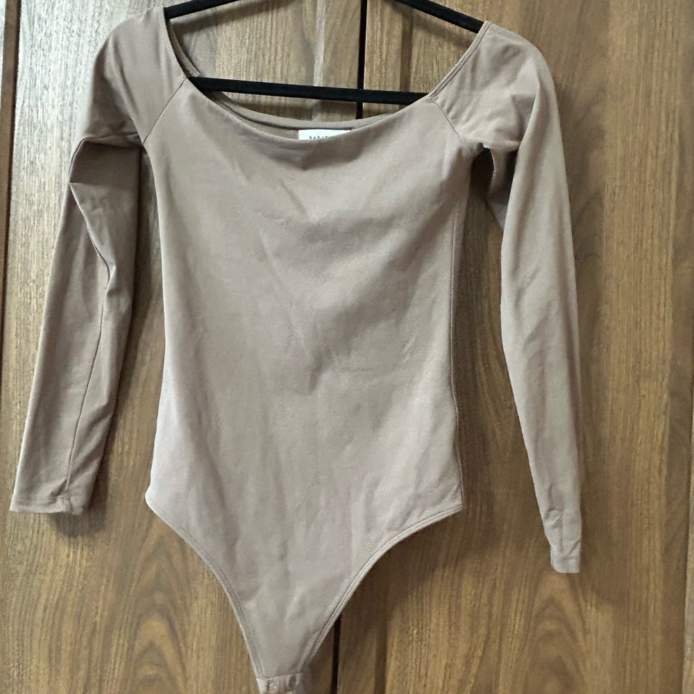 Babaton Taupe Long Sleeve Bodysuit. Off shoulder